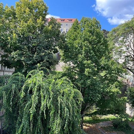 Sunny Studio At The Castle ブダペスト エクステリア 写真